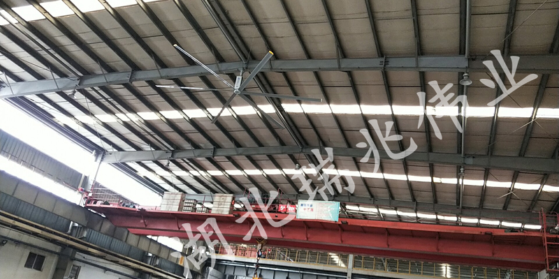 夏季铁皮厂房降温设备——瑞泰风大型工业吊扇