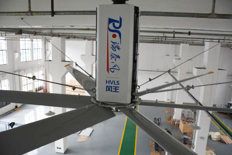 塑料加工厂如何改善闷热、异味环境？