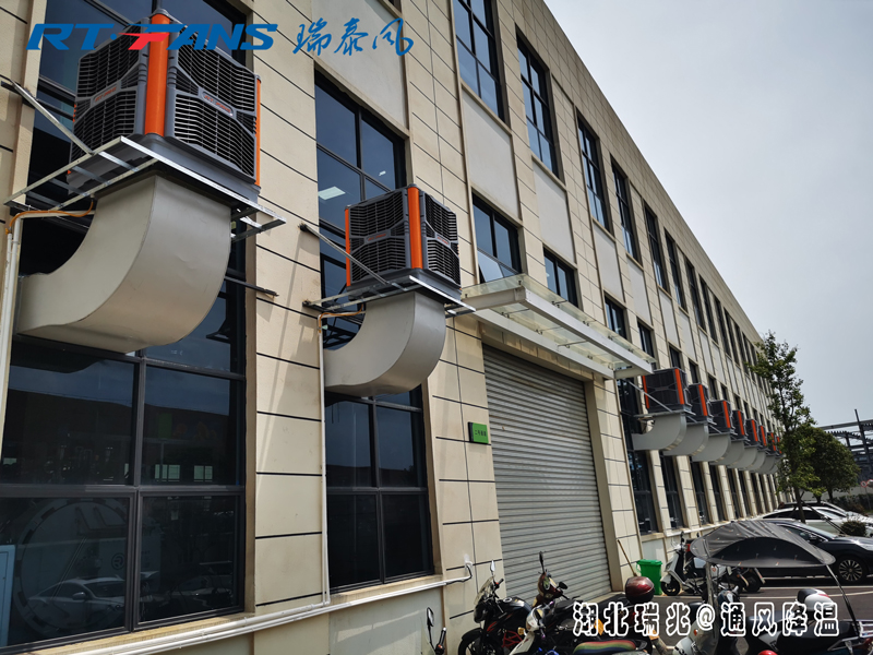 如何让厂房快速降温，只需一台环保空调？