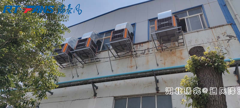 经过环保空调加湿过滤的空气变得更清新自然输送到室内！